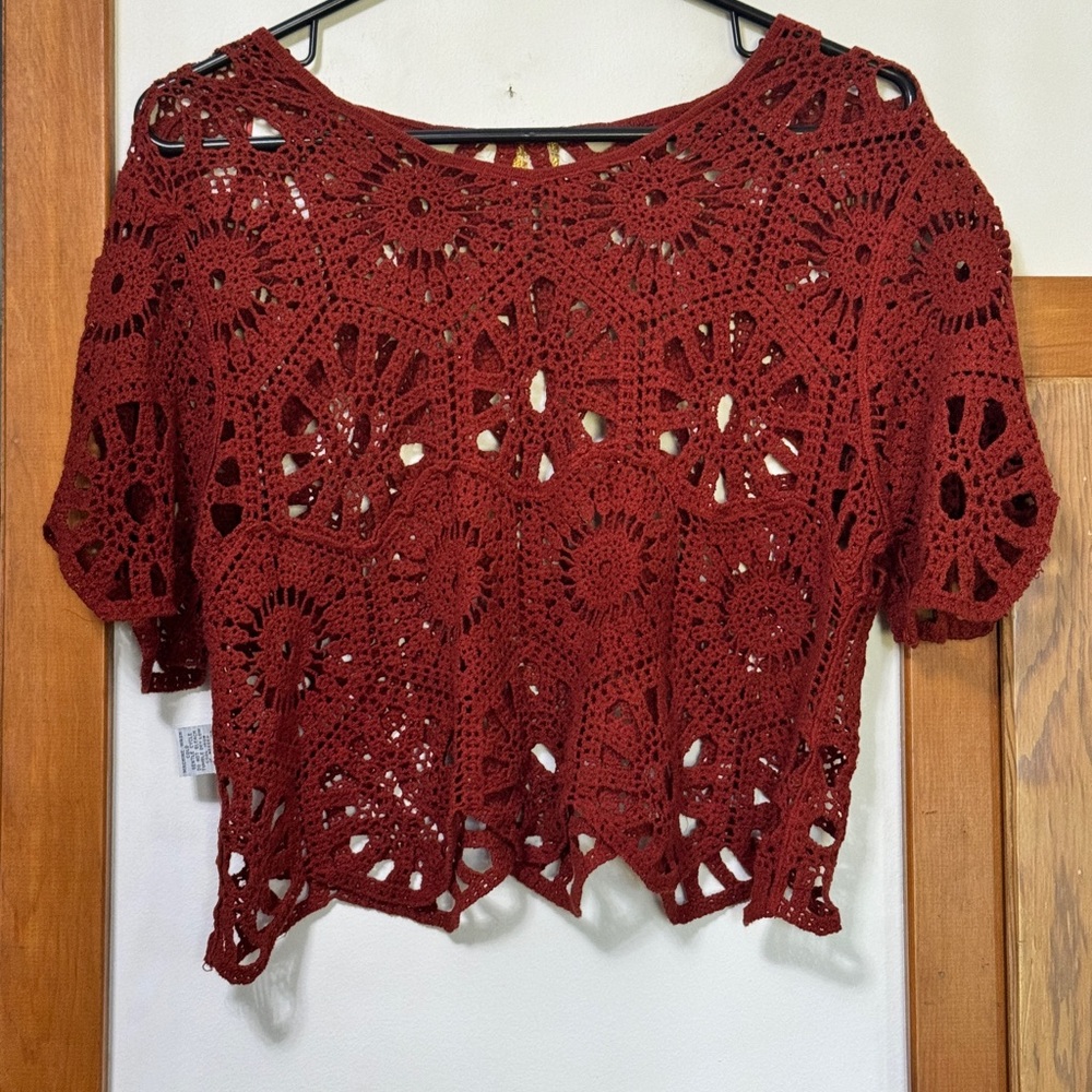 Women’s rust orange crocheted lace crop top
